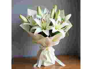 online-flower-delivery-in-vadodara-with-free-shipping-small-2