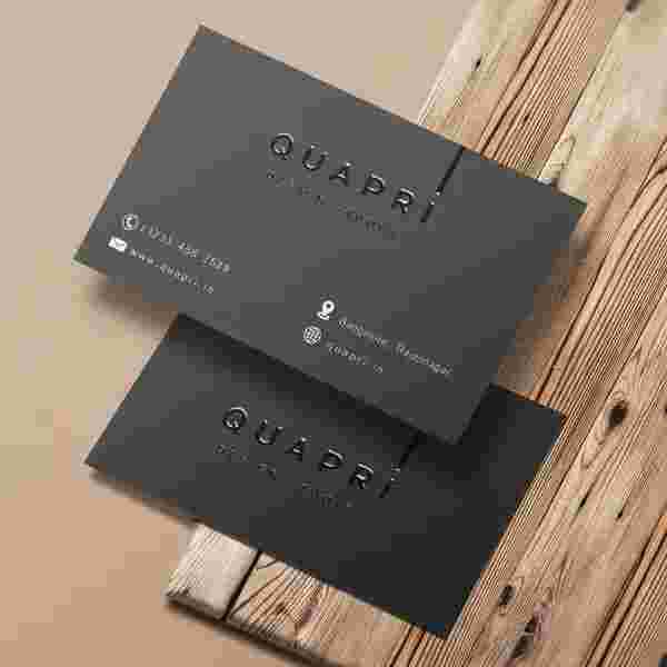 spot-uv-business-cards-big-0
