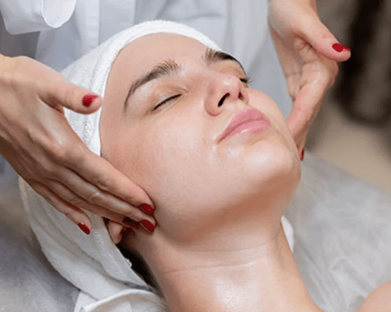 professional-esthetician-course-in-hyderabad-mirrors-academy