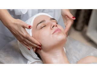 professional-esthetician-course-in-hyderabad-mirrors-academy-small-0