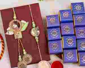 rakhi-with-sweets-send-love-and-sweetness-together