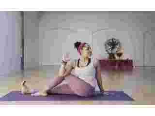 therapeutic-yoga-for-respiratory-disorders-and-lung-health-delhi-small-1