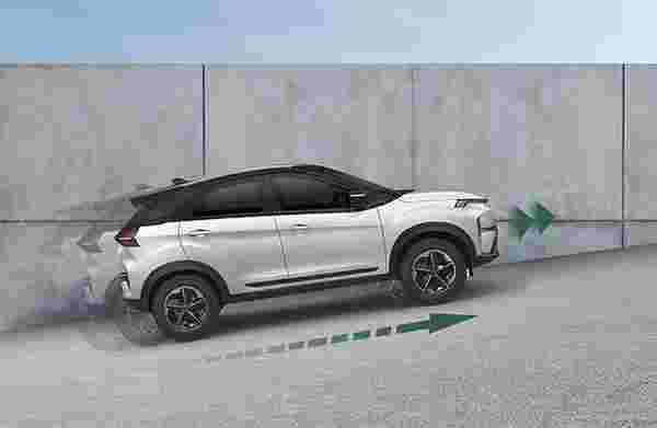 tata-nexon-ev-review-specifications-latest-price-details-big-3
