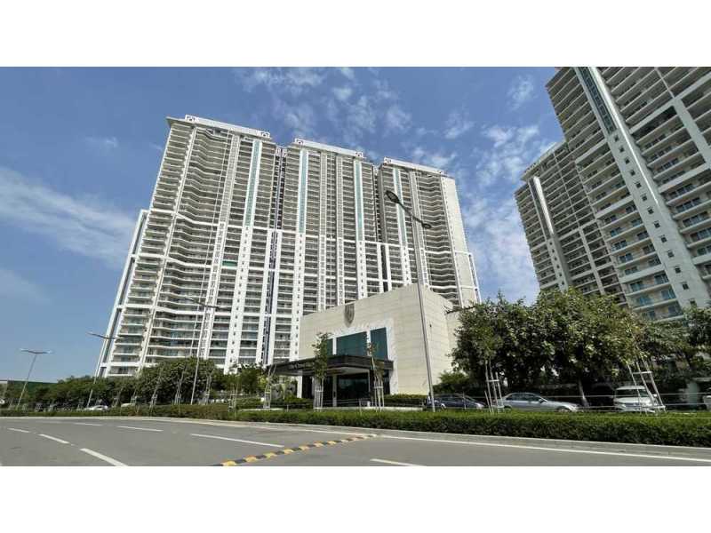 dlf-the-crest-gurgaon-luxury-residences-in-sector-54-small-0