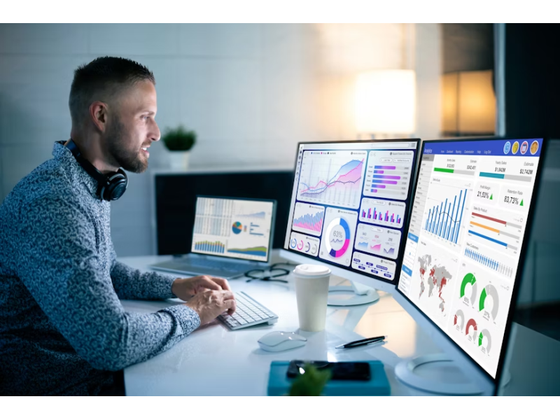 data-science-course-in-noida-learn-data-analytics-small-0