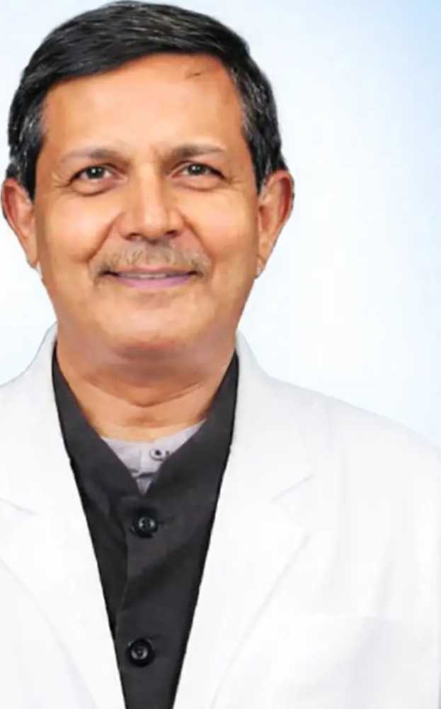dr-vivek-sharma-leading-neurosurgeon-in-varanasi-big-0