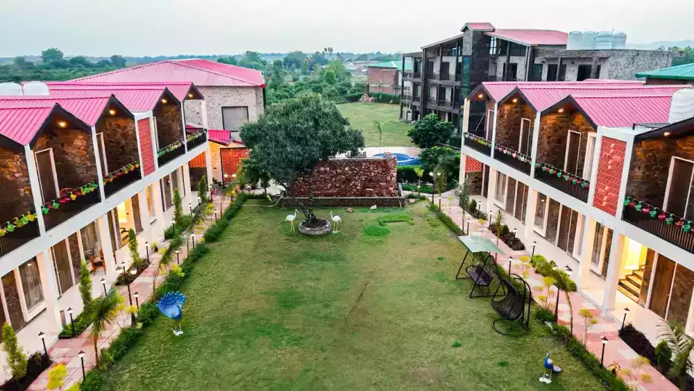 best-resort-in-jim-corbett-national-park-big-0