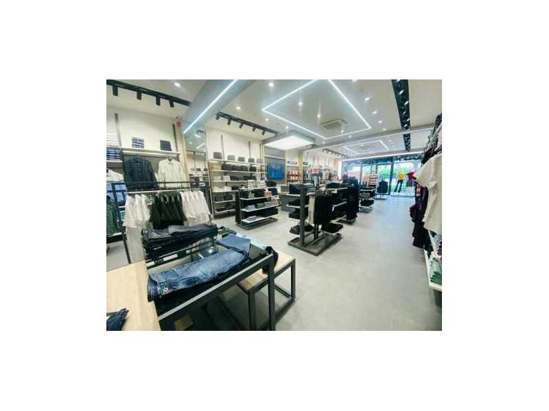smart-wall-merchandising-solutions-for-growing-retail-businesses-small-0