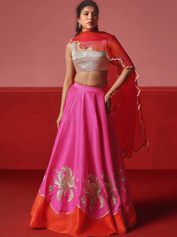 shop-stunning-bridesmaid-lehenga-designs-online-big-0