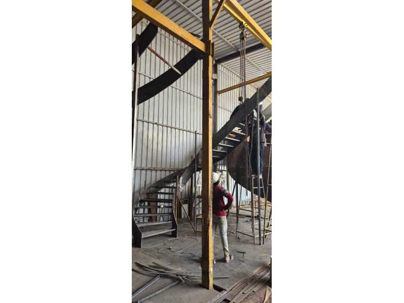 spiral-staircase-fabrication-in-hyderabad-modern-steel-spiral-stair-small-0
