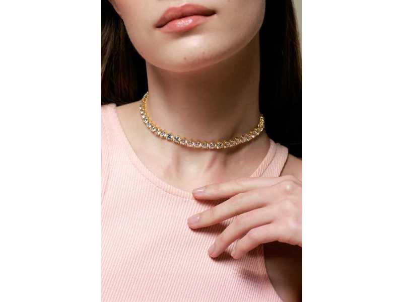 trendy-choker-necklace-bold-beautiful-always-in-style-small-0
