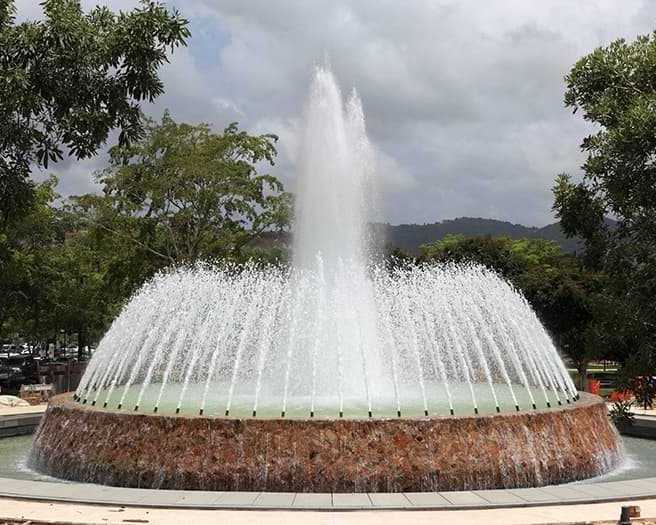 water-fountain-manufacturers