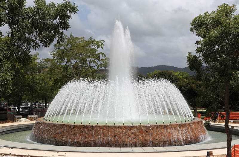 water-fountain-manufacturers-big-0