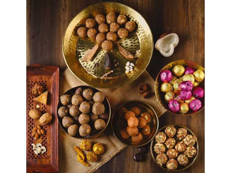 pregnancy-ladoo-for-mother-and-baby-nutrition-small-0