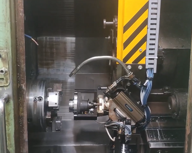gantry-machine-tending-robot-strategi-automation