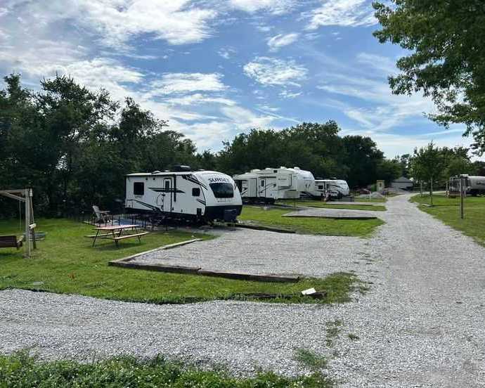 pipestone-motel-vacation-rentals-for-families