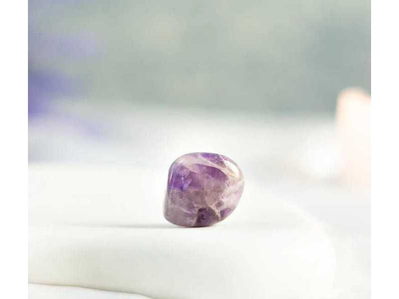 buy-amethyst-tumble-stone-for-calmness-and-clarity-small-0