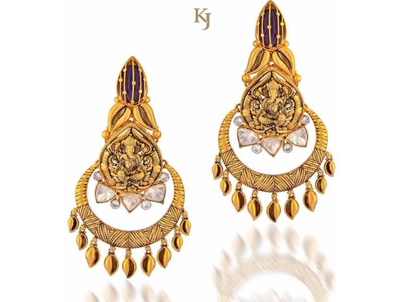 buy-gold-earring-small-0