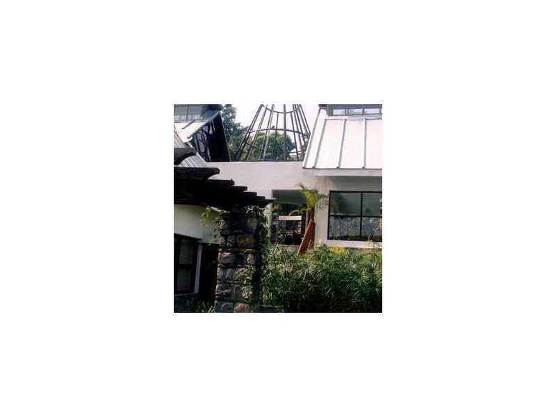 hotels-hospitality-architects-in-delhi-small-0