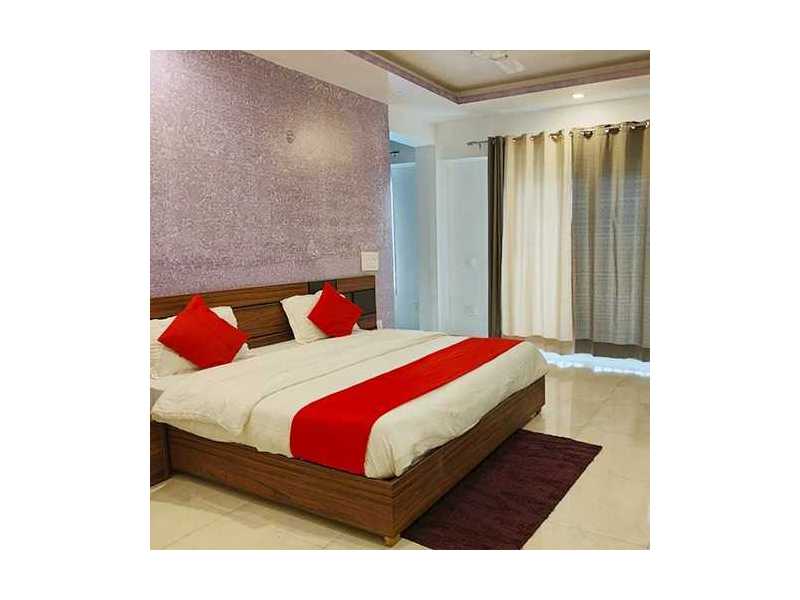 best-couple-friendly-rooms-in-gurugram-small-0