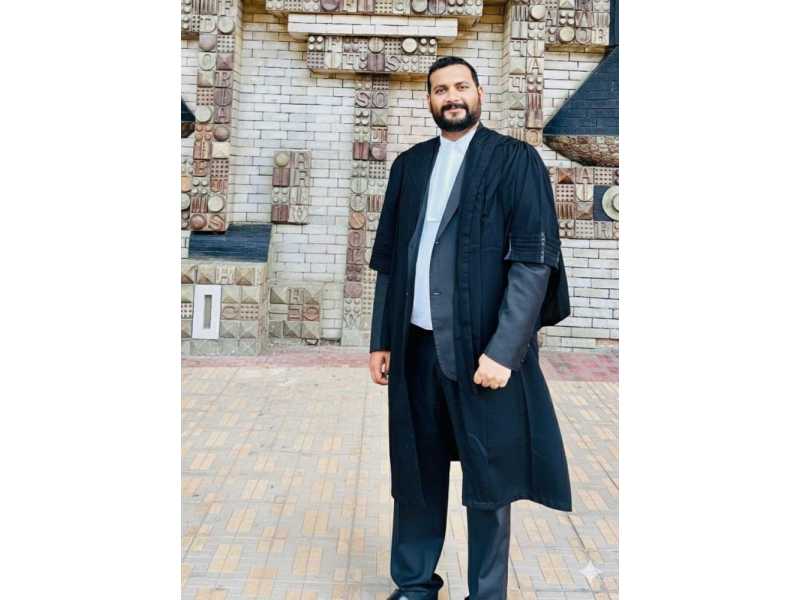 how-to-find-the-best-divorce-lawyer-in-delhi-small-0