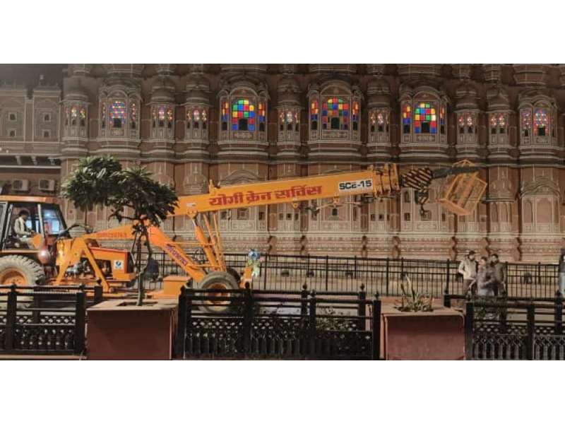 yogi-crane-service-small-1