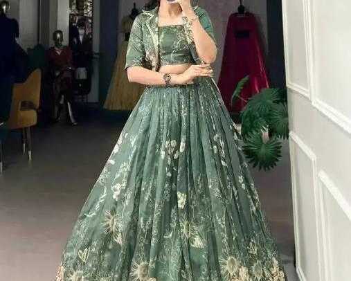 elegant-simple-lehenga-choli-for-traditional-events