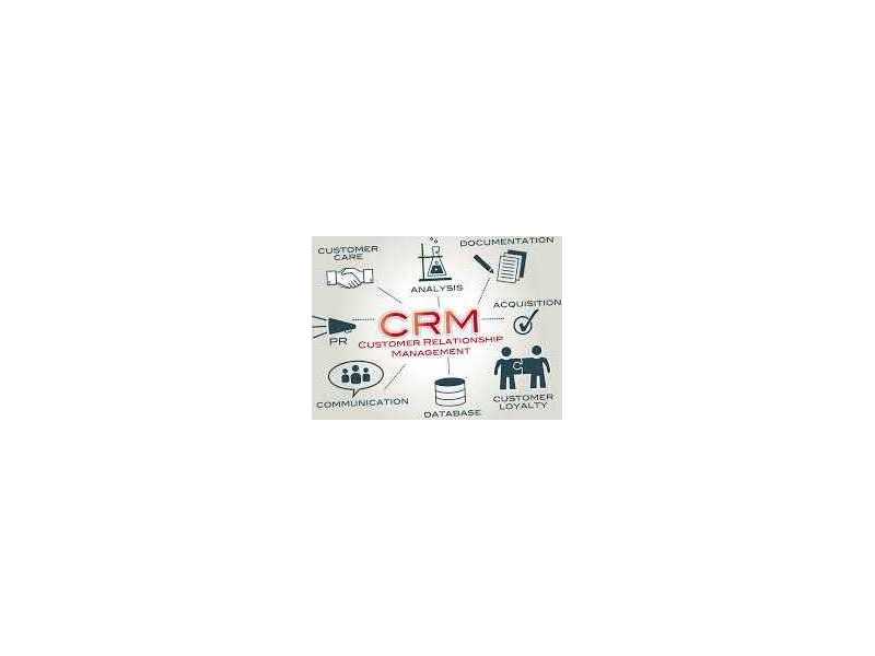 we-are-hiring-customer-relationship-management-small-1