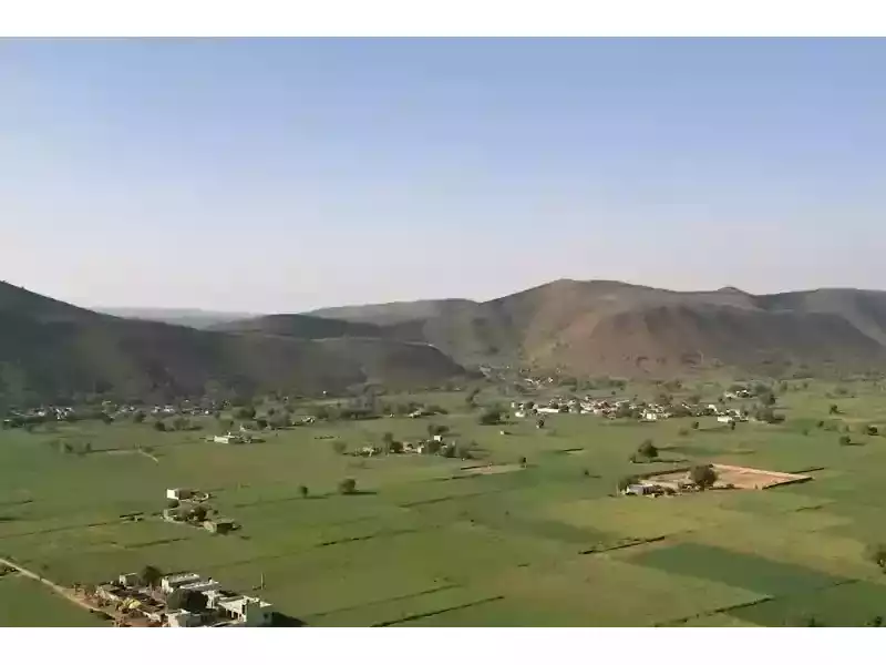 why-are-luxury-farmhouses-in-naugaon-gaining-attention-small-1