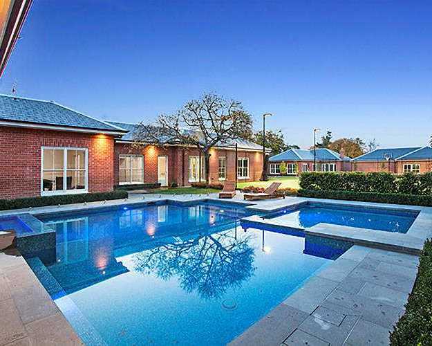 customswimmingpools