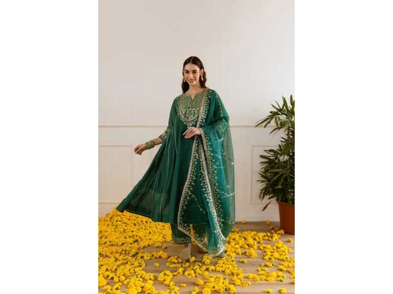 anarkali-suit-party-wear-elegant-styles-for-every-celebration-asrumo-small-1