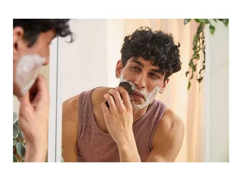 body-lotion-for-men-for-everyday-hydration-the-body-shop-india-small-0
