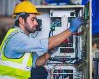 we-are-hiring-service-techincians