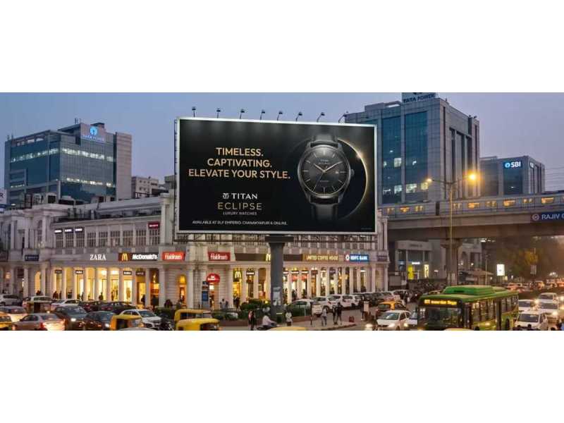 ooh-billboard-advertising-boards-small-0