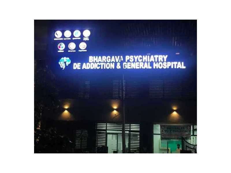 dr-manish-bhargava-small-0