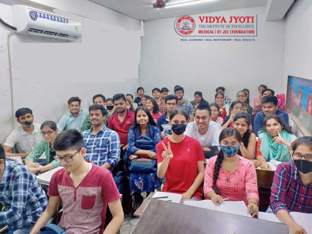 jee-coaching-institute-in-ghaziabad-big-0