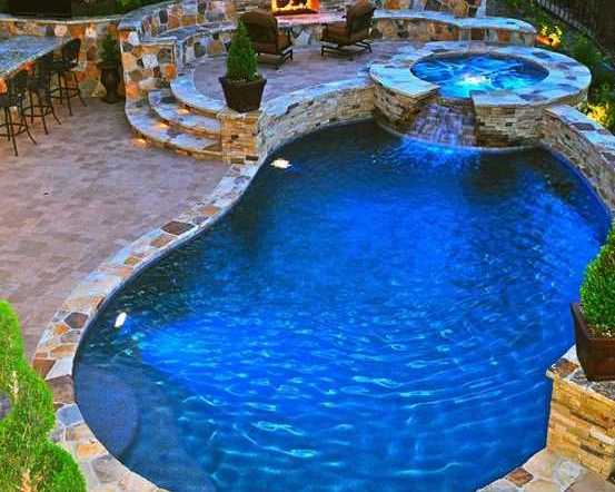 pool-construction-service-provider