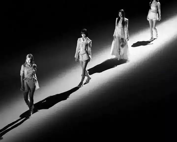 everything-you-need-to-know-about-the-latest-fashion-trends