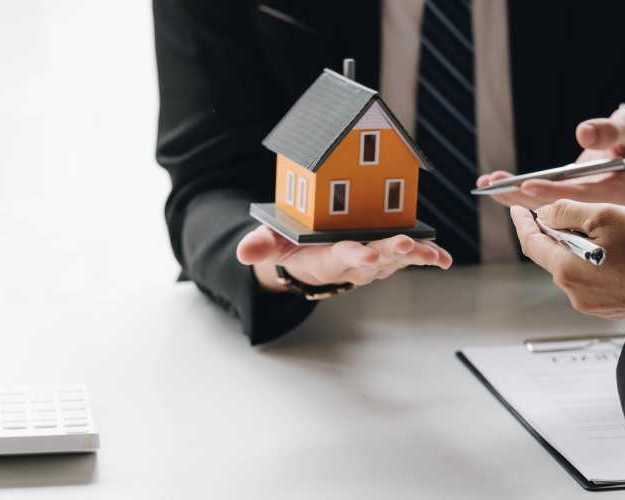 why-should-you-choose-the-best-real-estate-paid-consultant-gurgaon