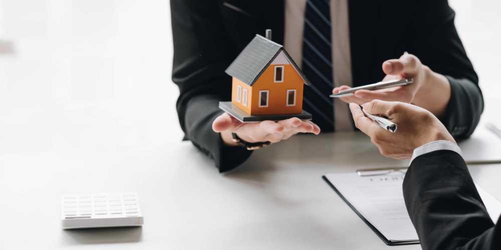 why-should-you-choose-the-best-real-estate-paid-consultant-gurgaon-big-0