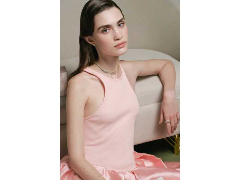 pop-culture-fashion-writer-celebrity-necklaces-specialist-small-0