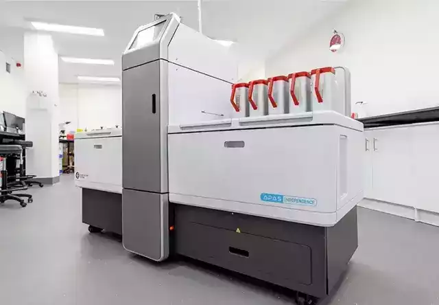 automatic-colony-counter-for-efficient-laboratory-testing-big-0