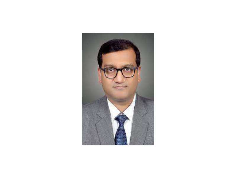 dr-nitin-agrawal-best-nephrologist-in-varanasi-small-0