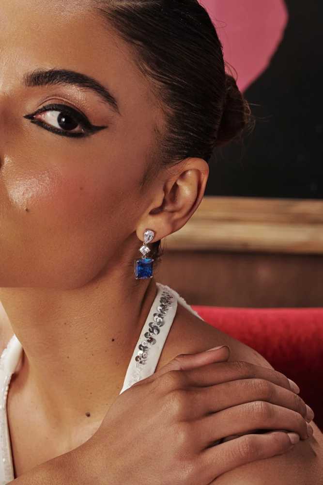 silver-drop-earrings-move-shimmer-turn-heads-big-0