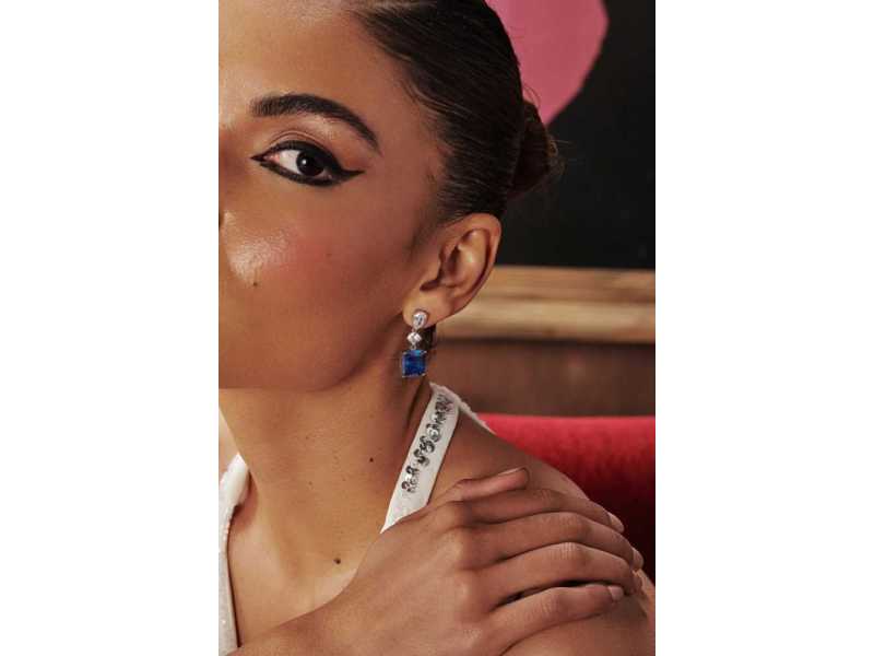 silver-drop-earrings-move-shimmer-turn-heads-small-0