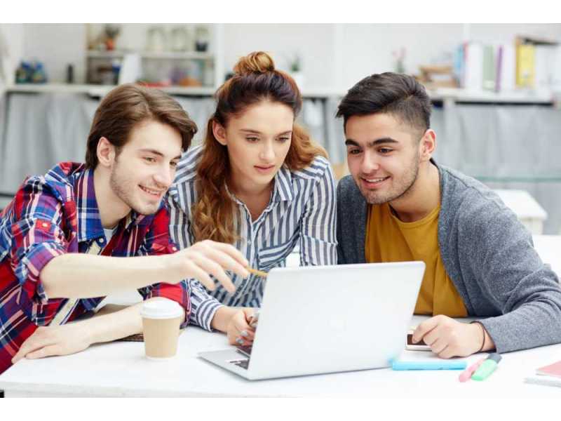best-laptop-for-students-by-acer-india-small-0