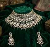 bridal-choker-necklace-for-elegant-wedding-looks-big-0