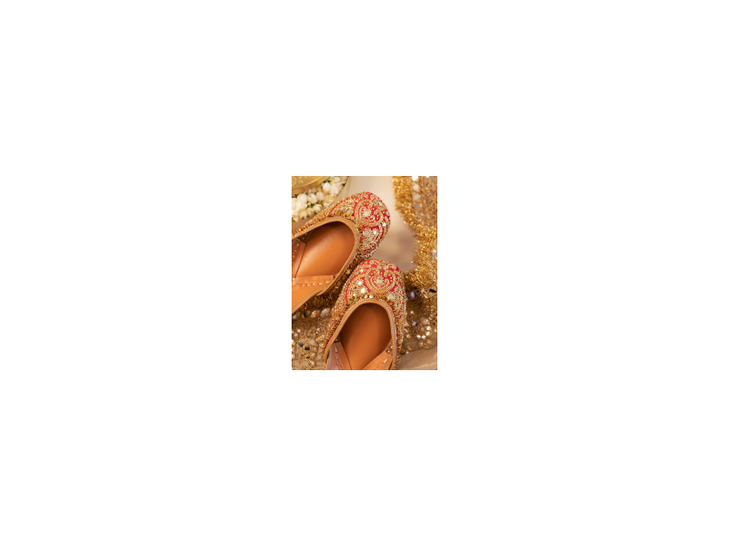 shop-red-juttis-by-needledust-for-bridal-special-looks-small-1