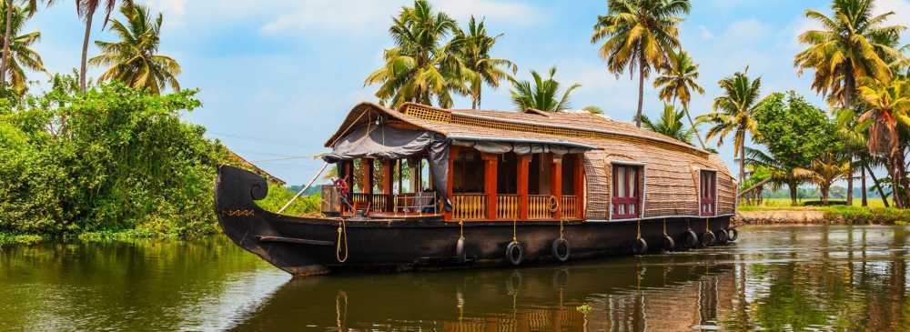 rejuvenate-your-mind-body-with-authentic-kerala-wellness-retreats-big-0