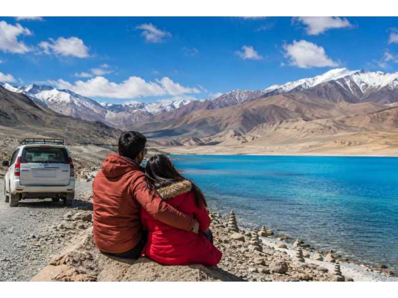 best-time-to-book-leh-ladakh-tour-packages-for-couple-june-to-september-small-0